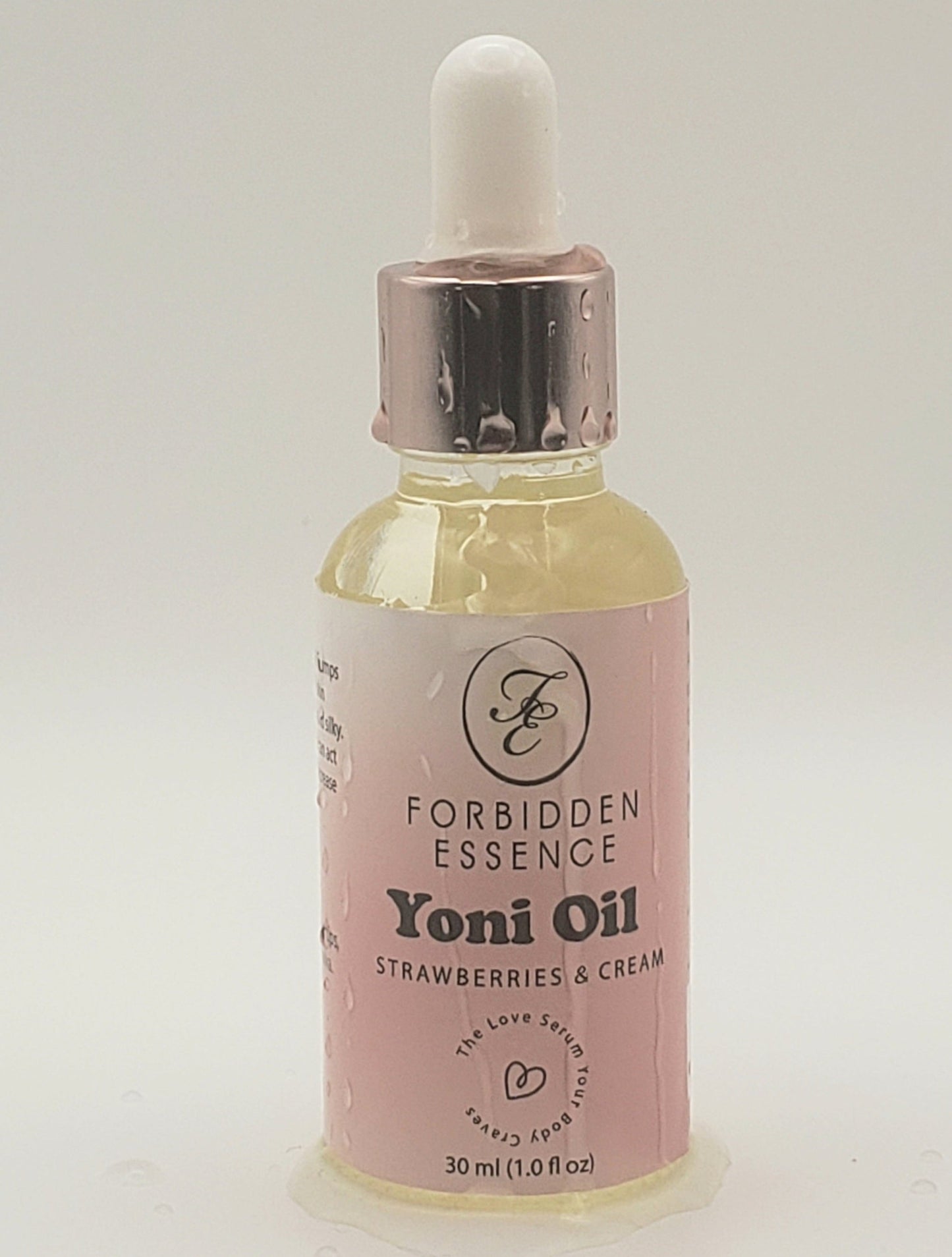 yoni oil strawberries & cream